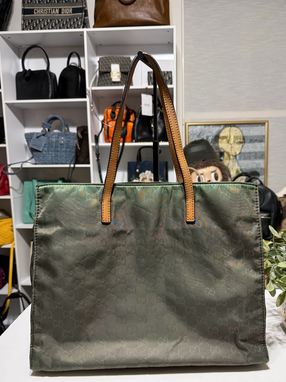 Tote bag